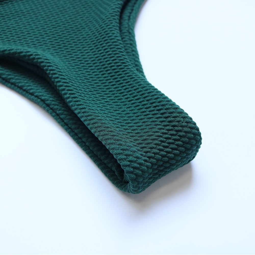 NWT - Emerald Green 2-Piece Padded Bikini Brazilian Bottom (Size: 6-8) - Picture 10 of 13